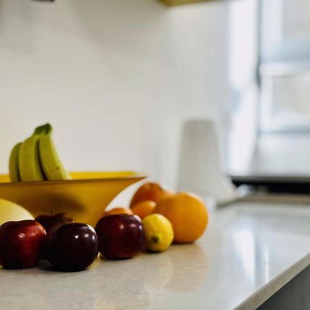 Amazing 2Rooms Apt In Bat Yam - Step By The Beach Luaran gambar