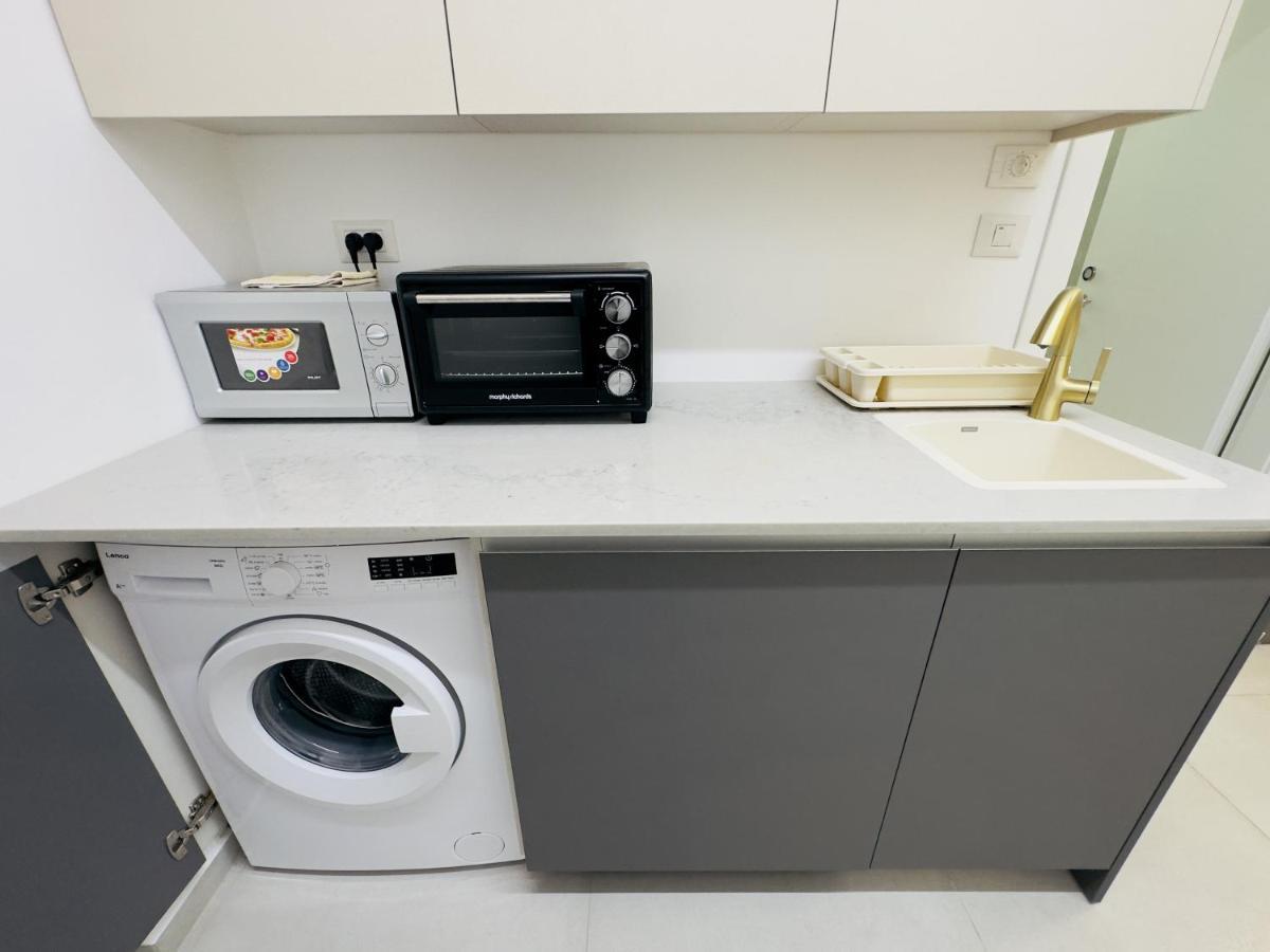 Amazing 2Rooms Apt In Bat Yam - Step By The Beach Luaran gambar